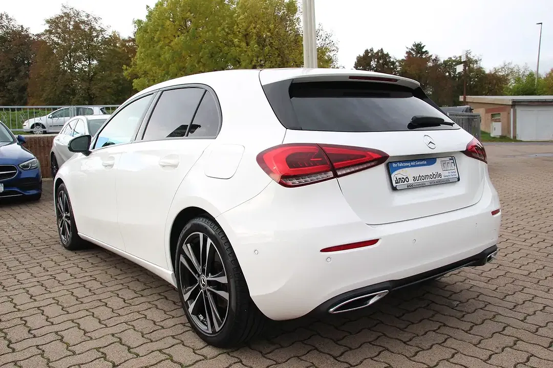 Mercedes-Benz A 200 - Thumbnail 4