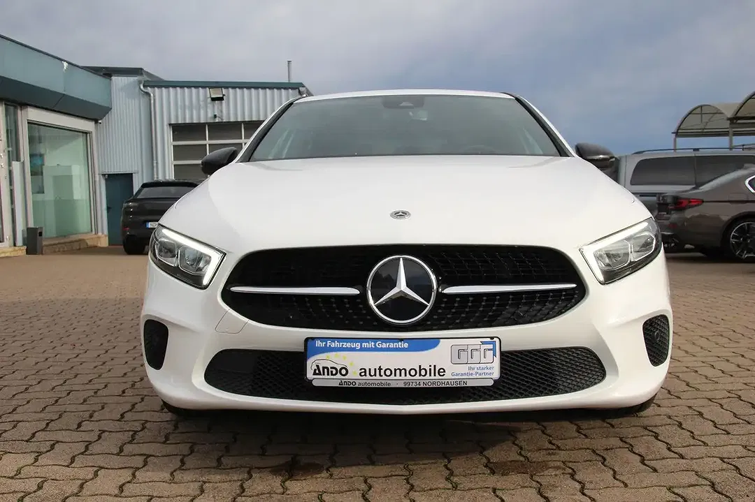Mercedes-Benz A 200 - Thumbnail 8