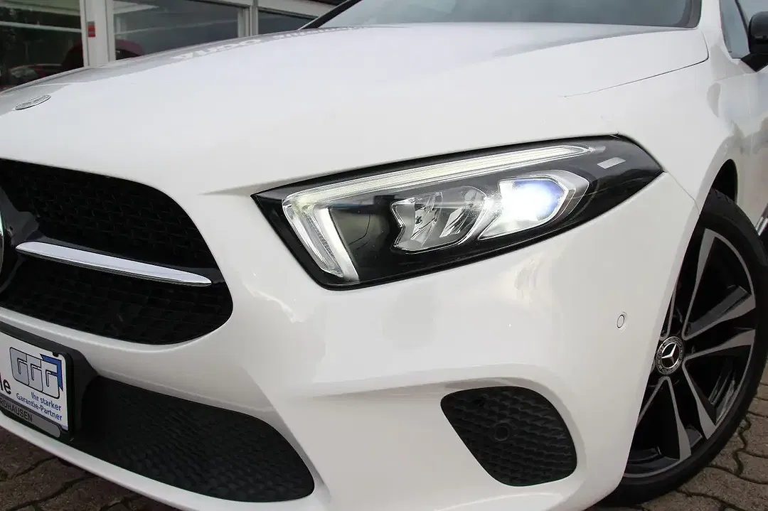 Mercedes-Benz A 200 - Thumbnail 9