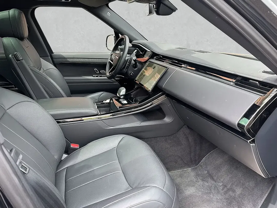 Land Rover Range Rover Sport - Thumbnail 3