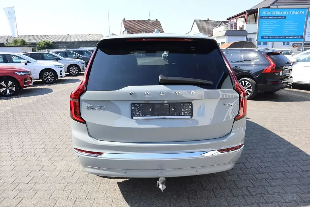 Volvo XC90 - Thumbnail 5