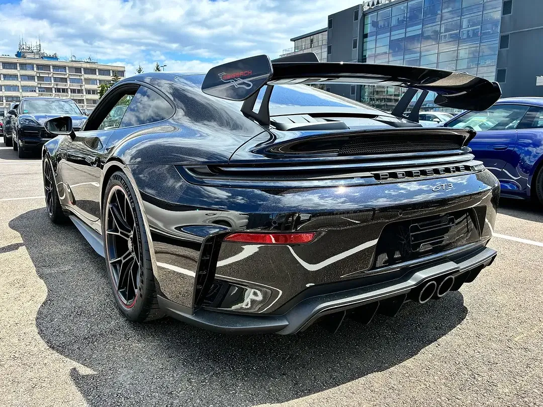 Porsche 911 - Thumbnail 4