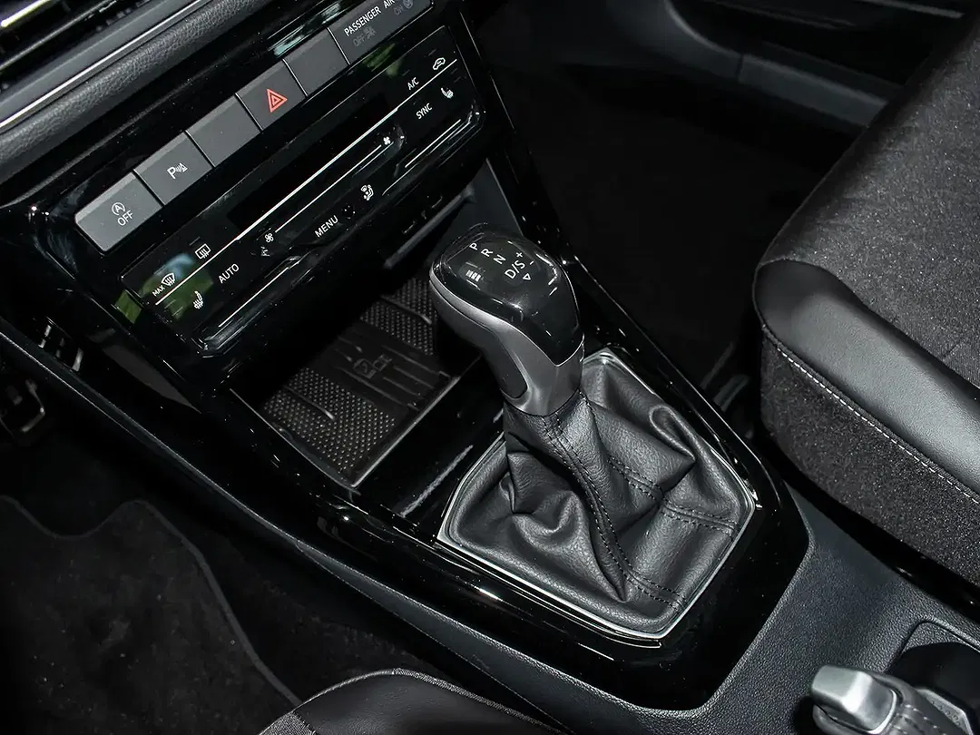 Volkswagen T-Cross - Thumbnail 12