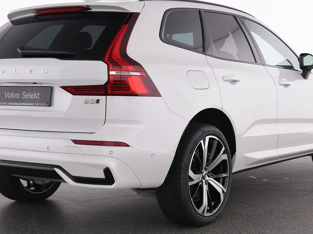 Volvo XC60 - Thumbnail 9