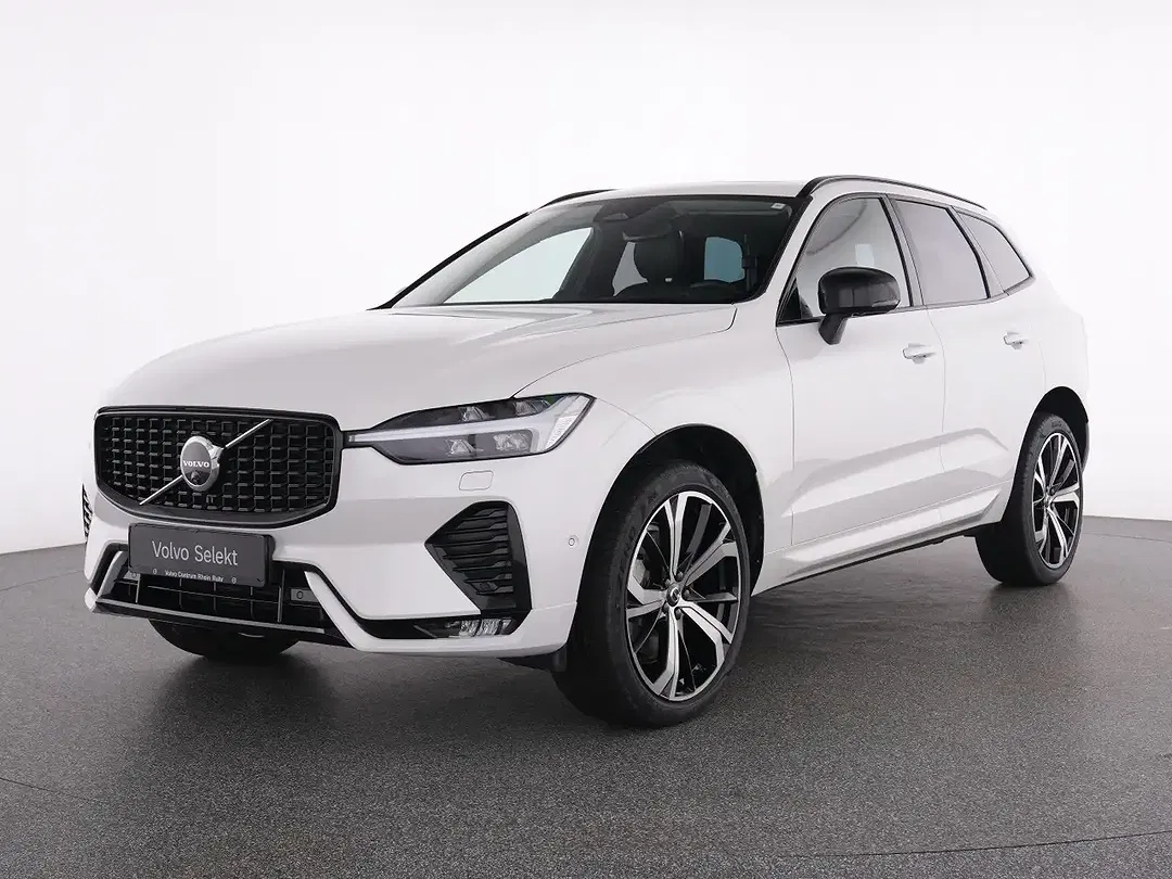 Volvo XC60 B5 AWD Ultra Dark - foto 1