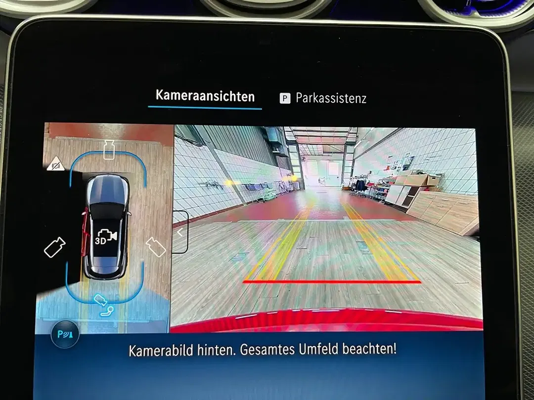 Mercedes-Benz GLC 300 - Thumbnail 9