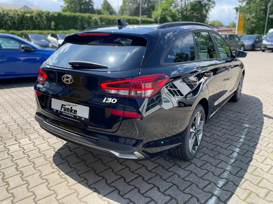 Hyundai i30 - Thumbnail 5