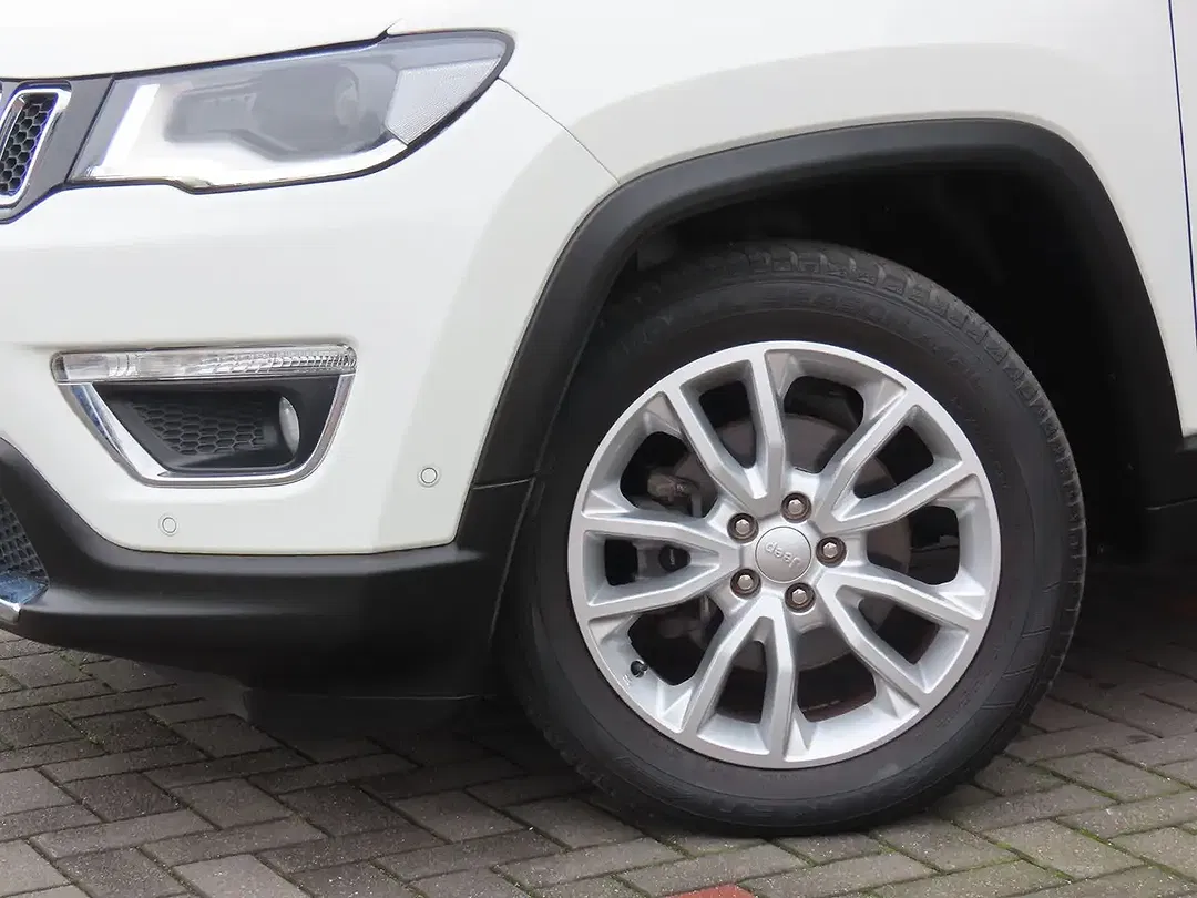 Jeep Compass - Thumbnail 5