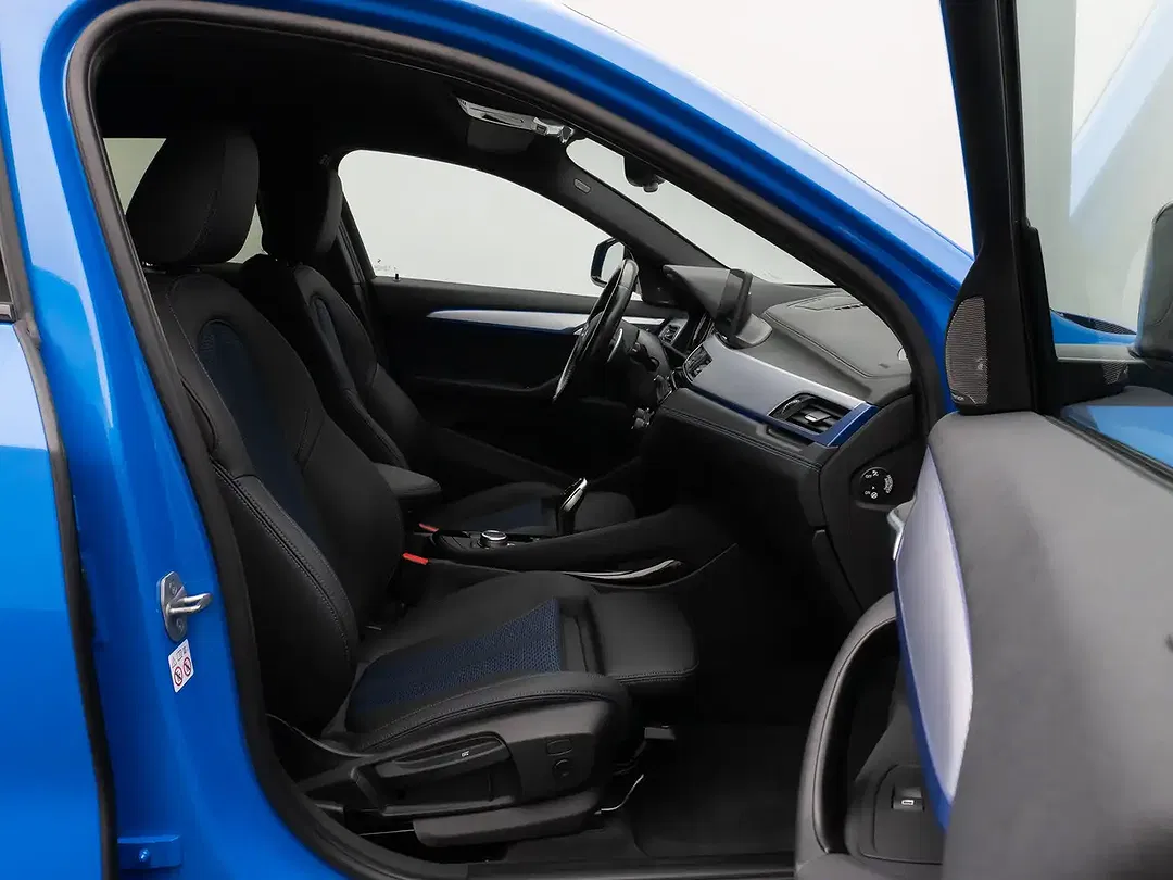 BMW X2 M - Thumbnail 23