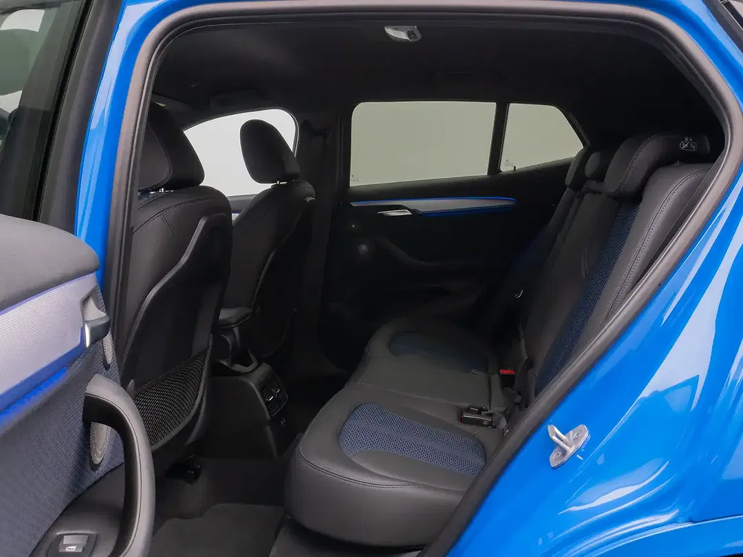 BMW X2 M - Thumbnail 24