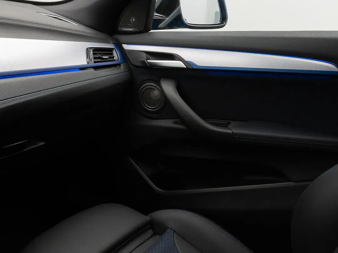 BMW X2 M - Thumbnail 31