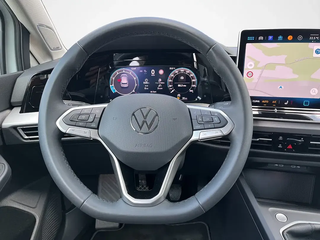 Volkswagen Golf - Thumbnail 9