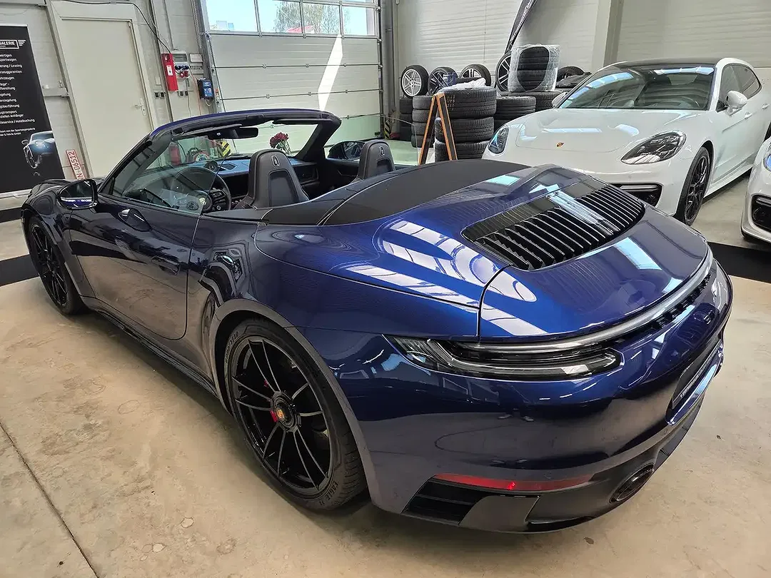 Porsche 911 - Thumbnail 14