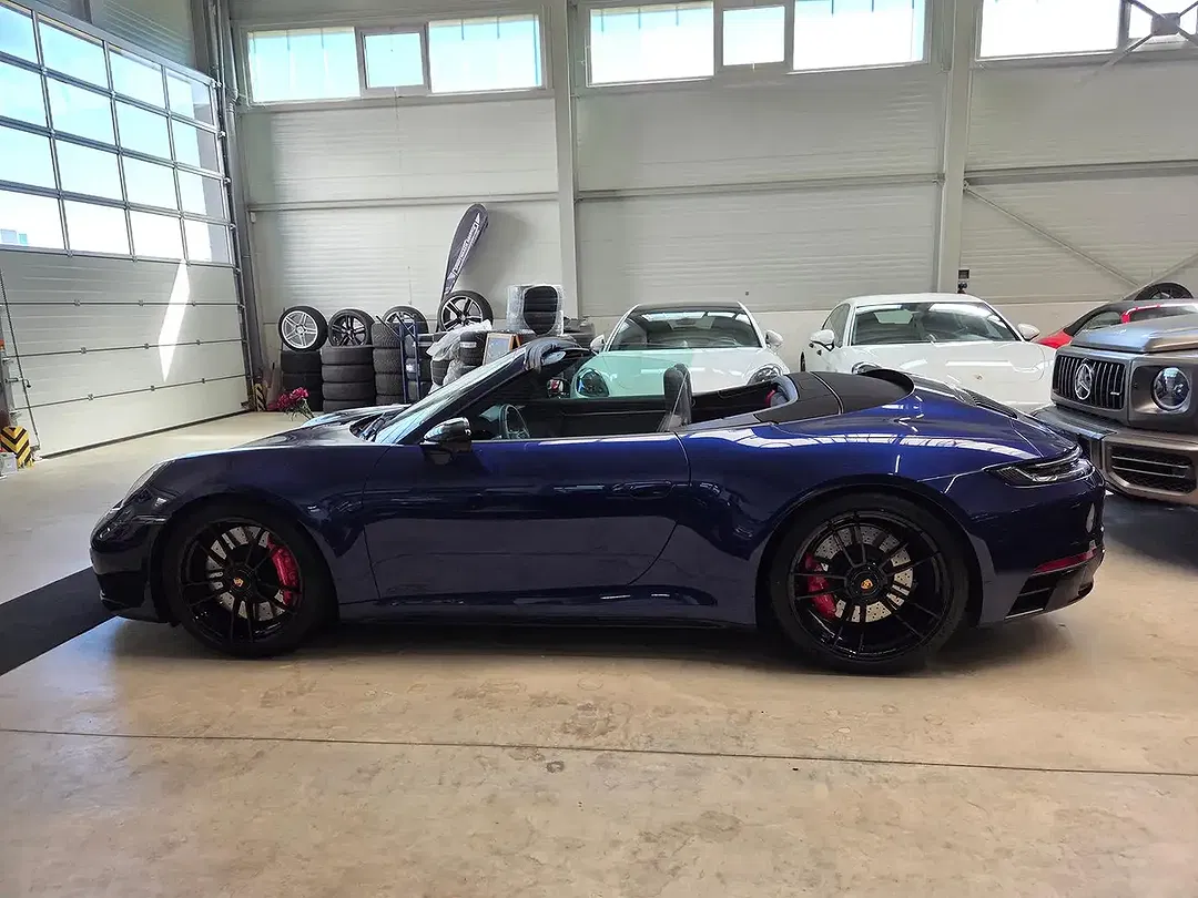Porsche 911 Carrera GTS Cabriolet - foto 15