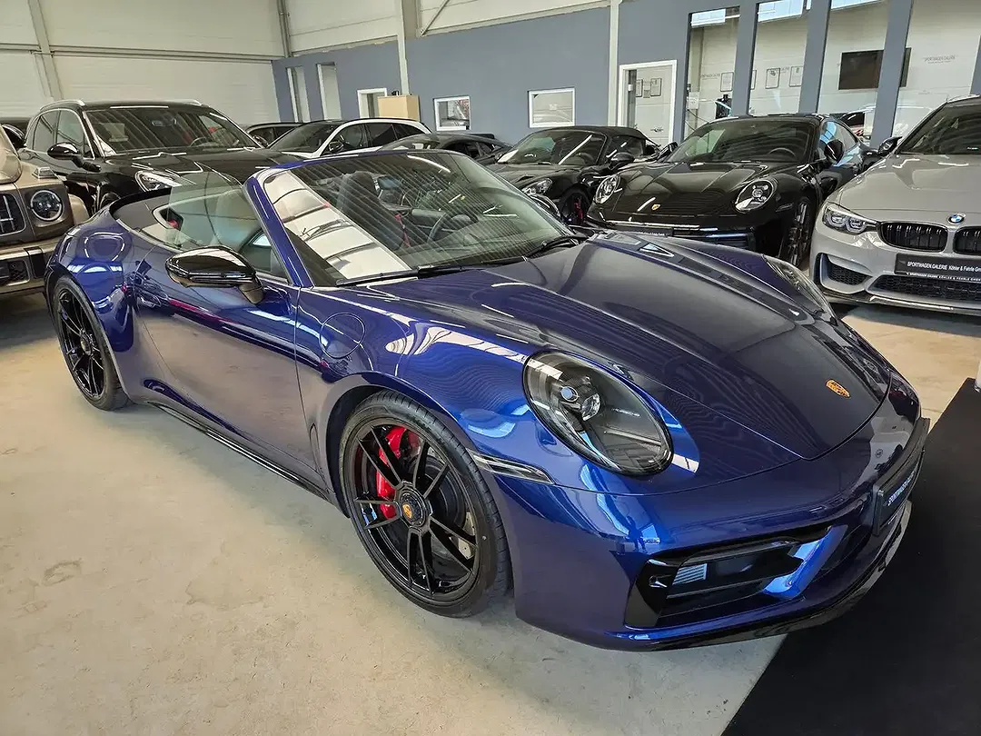 Porsche 911 - Thumbnail 8