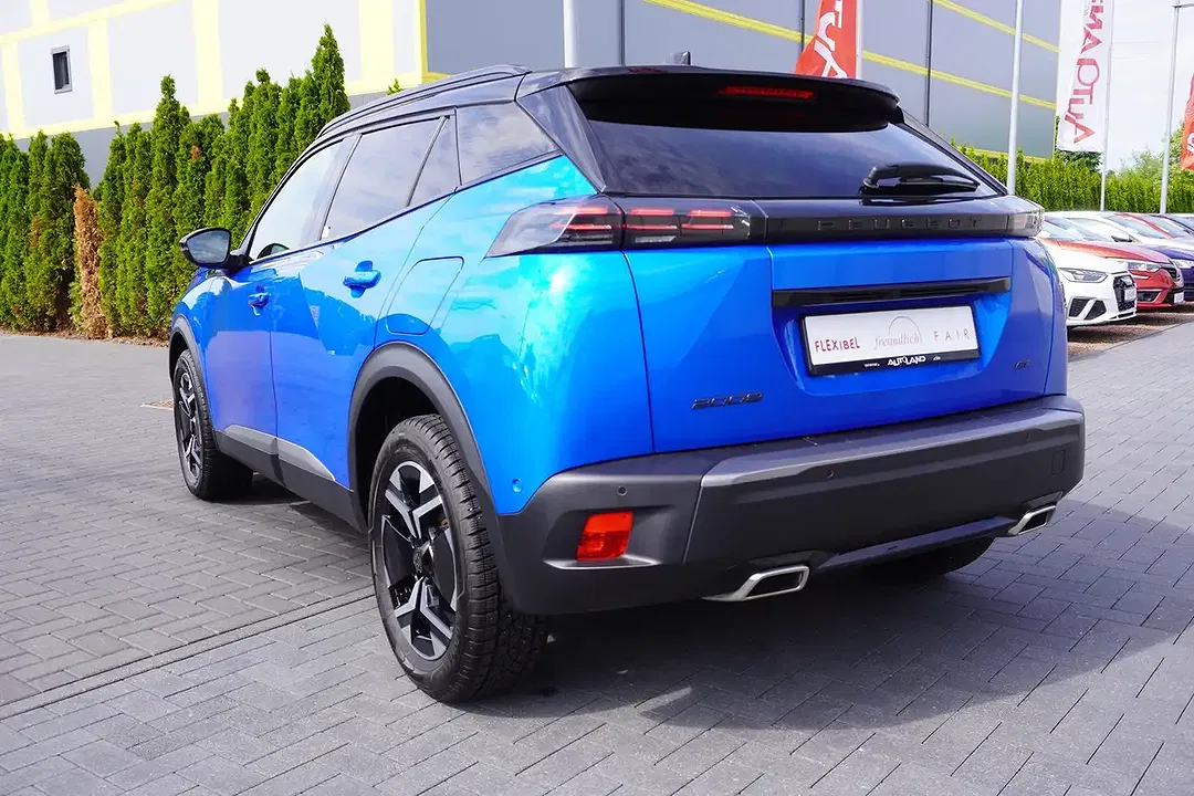 Peugeot 2008 - Thumbnail 2