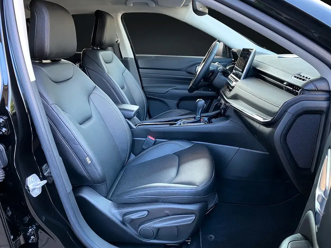 Jeep Compass - Thumbnail 13