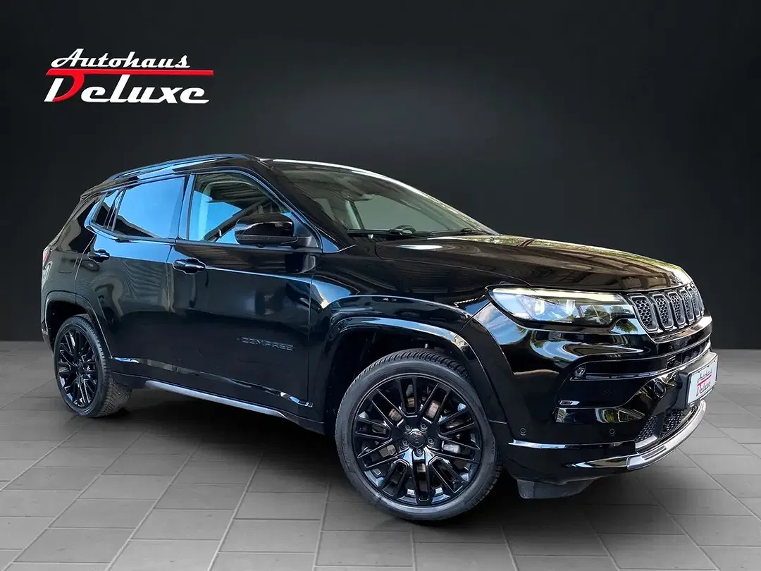Jeep Compass - Thumbnail 3