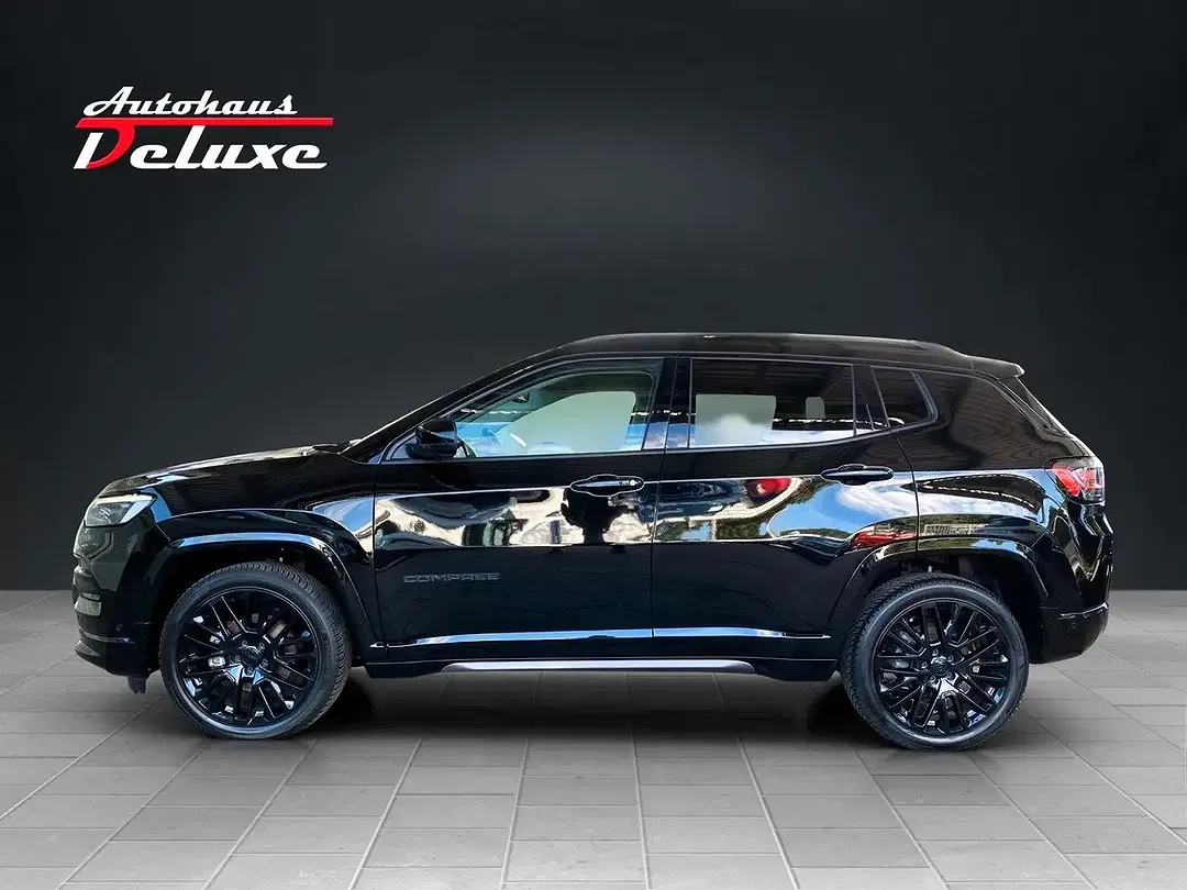 Jeep Compass - Thumbnail 4