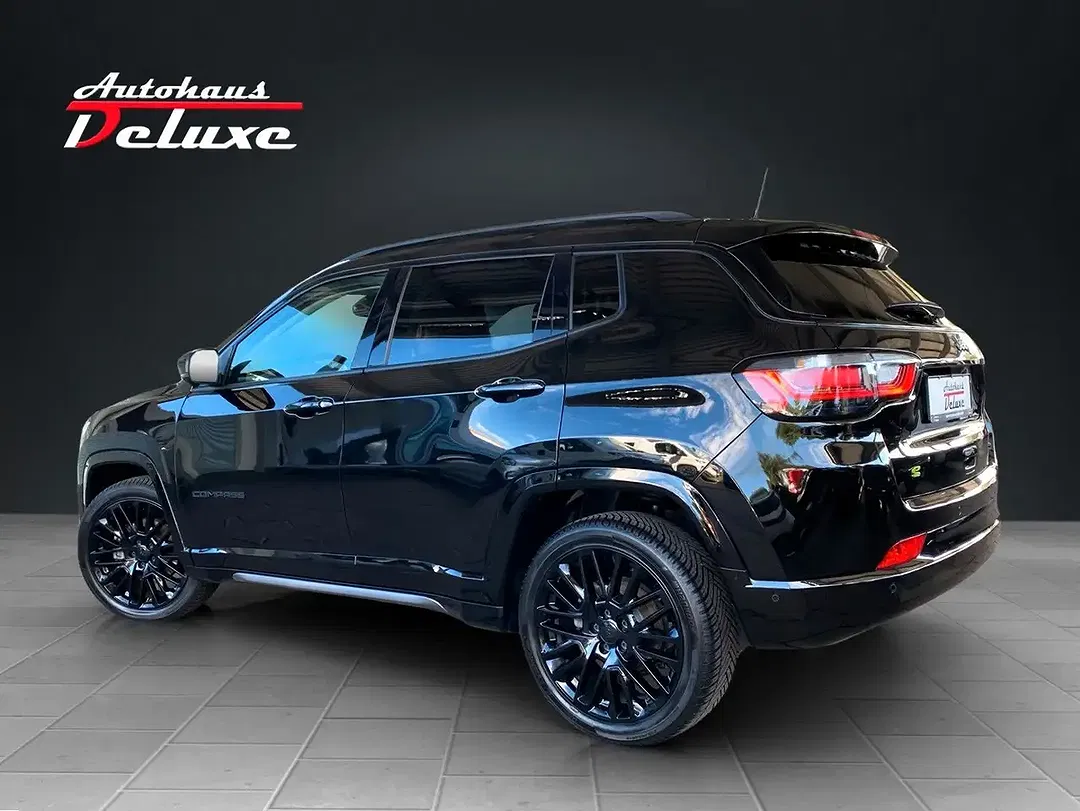 Jeep Compass - Thumbnail 5