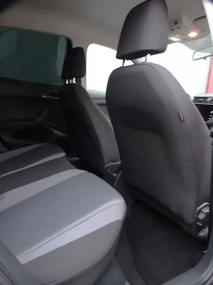 SEAT Arona - Thumbnail 16