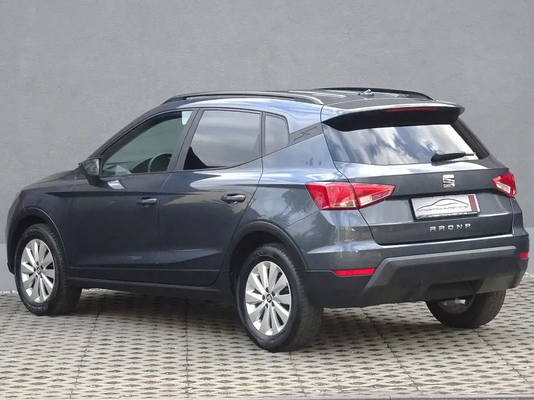 SEAT Arona - Thumbnail 6