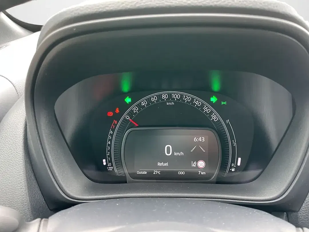 Toyota Aygo X - Thumbnail 11