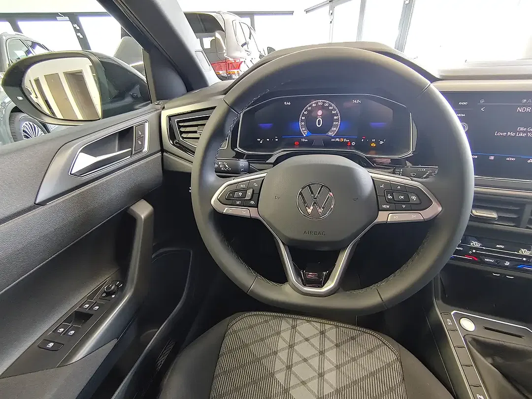 Volkswagen Taigo - Thumbnail 9