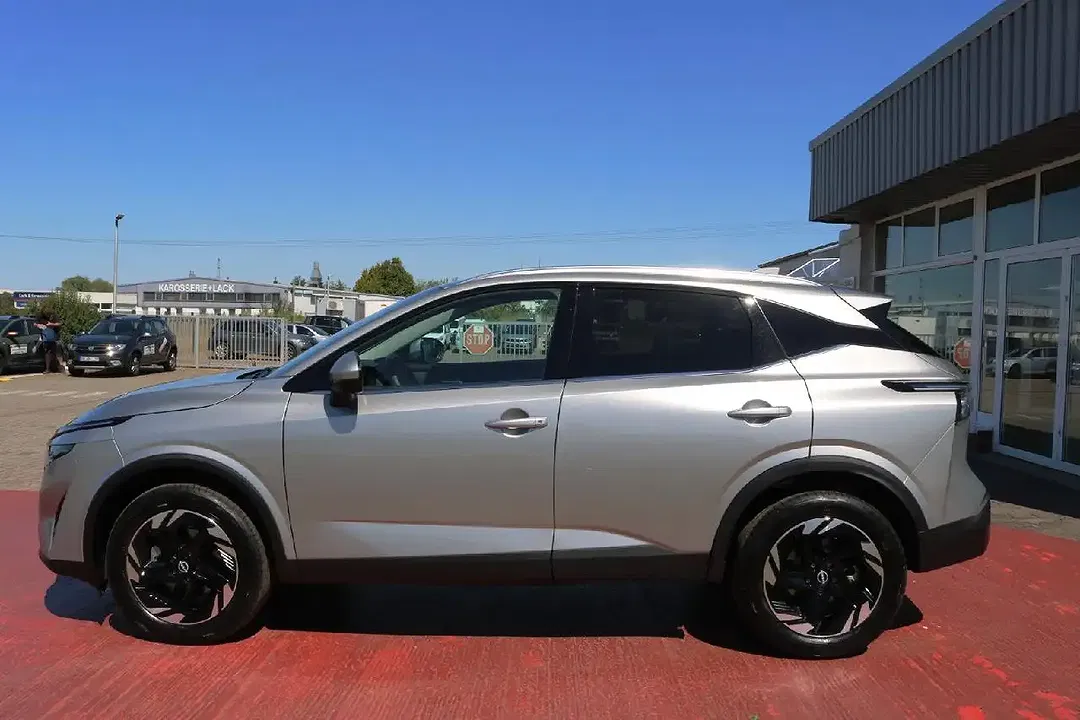 Nissan Qashqai - Thumbnail 1