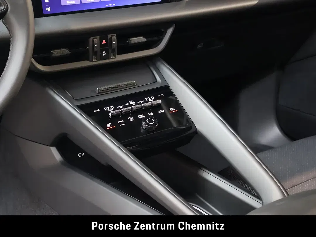 Porsche Macan - Thumbnail 14