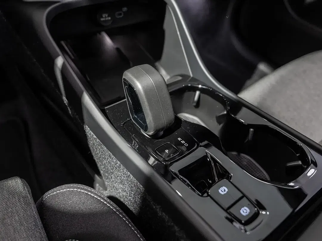Volvo XC40 - Thumbnail 13
