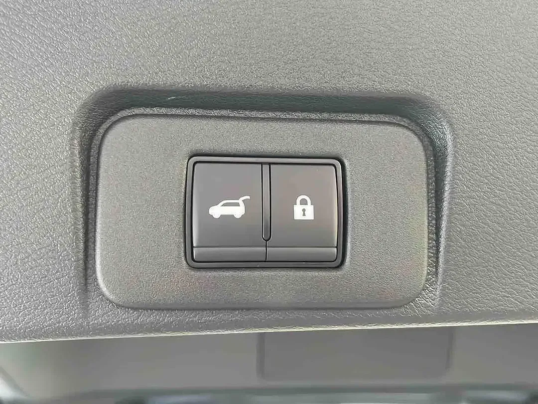 Nissan X-Trail - Thumbnail 6
