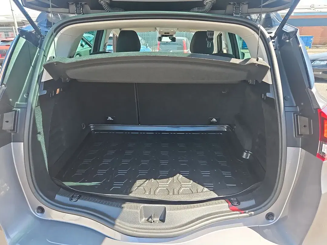 Renault Scenic - Thumbnail 12