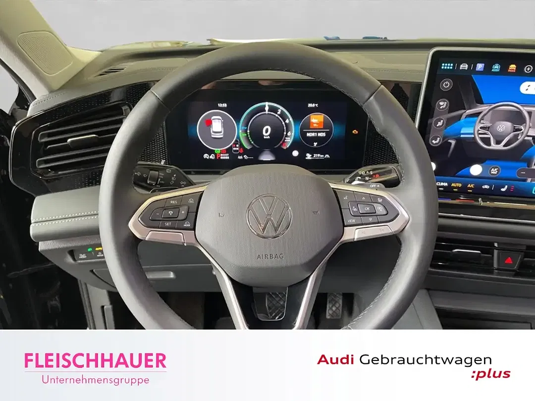 Volkswagen Tiguan - Thumbnail 15