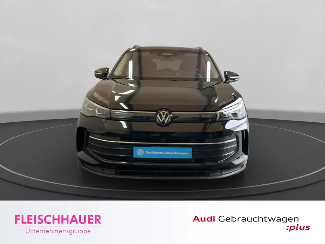 Volkswagen Tiguan - Thumbnail 2