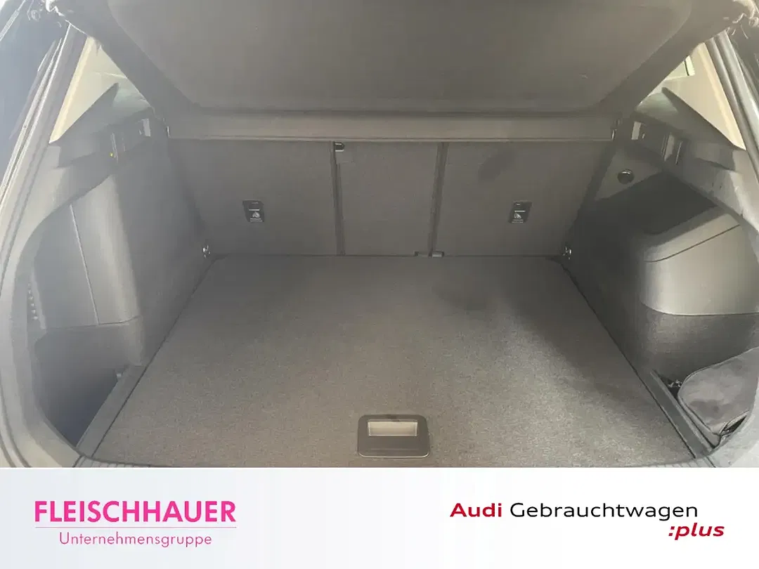 Volkswagen Tiguan - Thumbnail 6