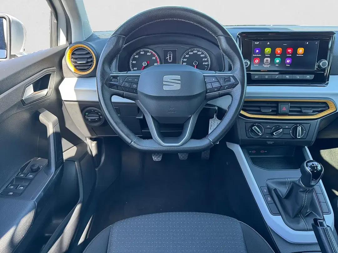 SEAT Arona - Thumbnail 11