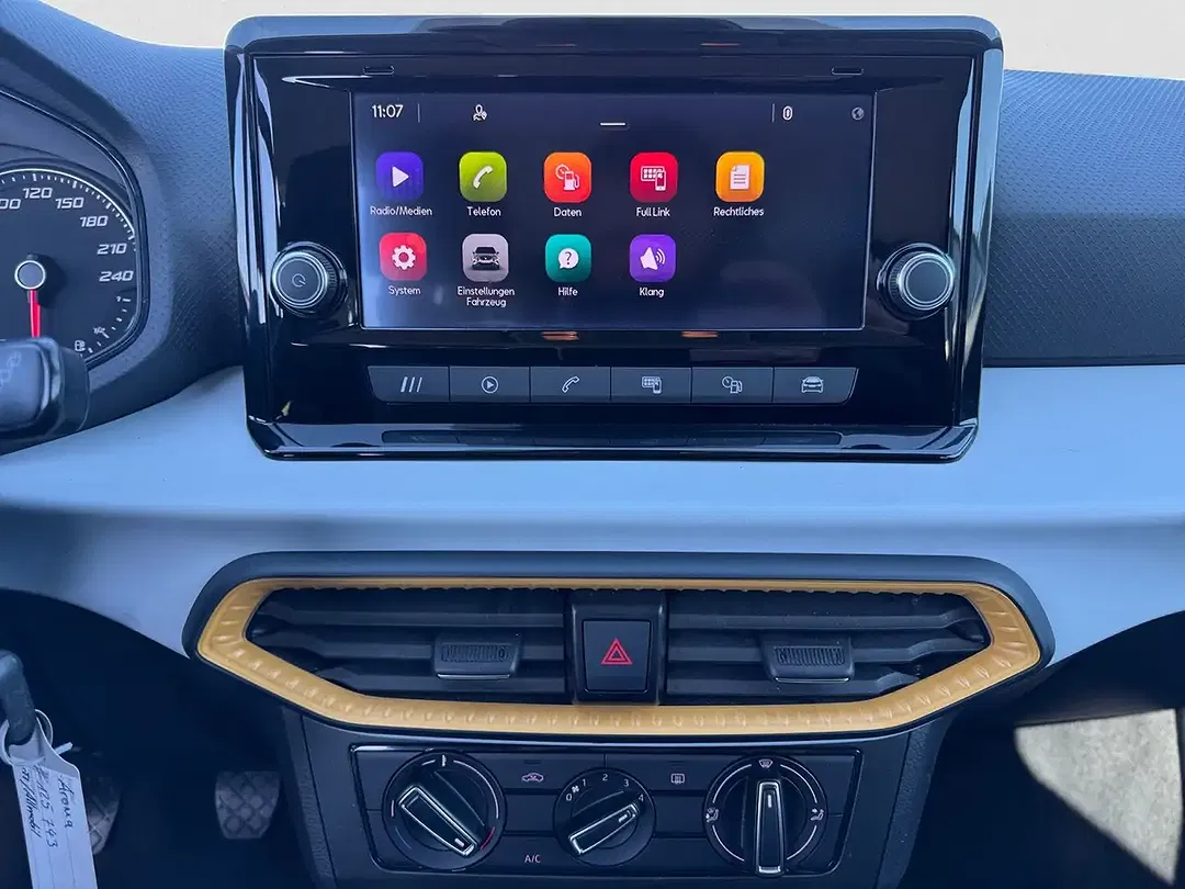 SEAT Arona - Thumbnail 12