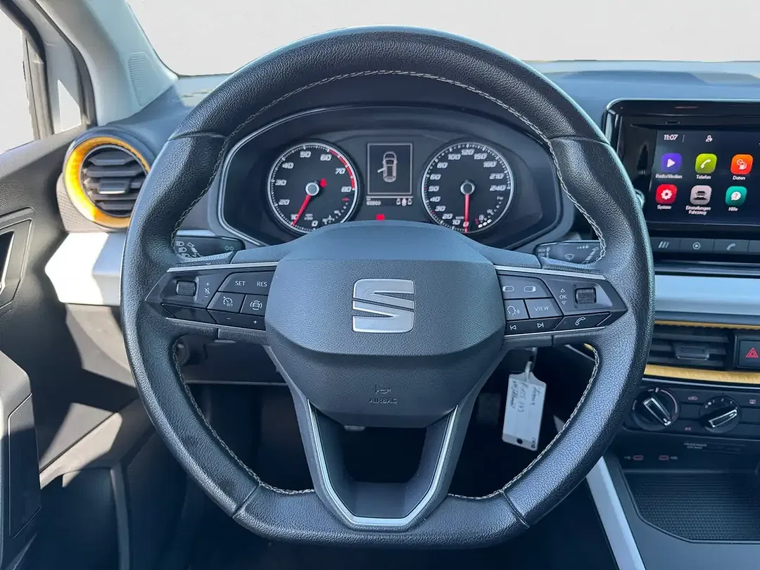 SEAT Arona - Thumbnail 14