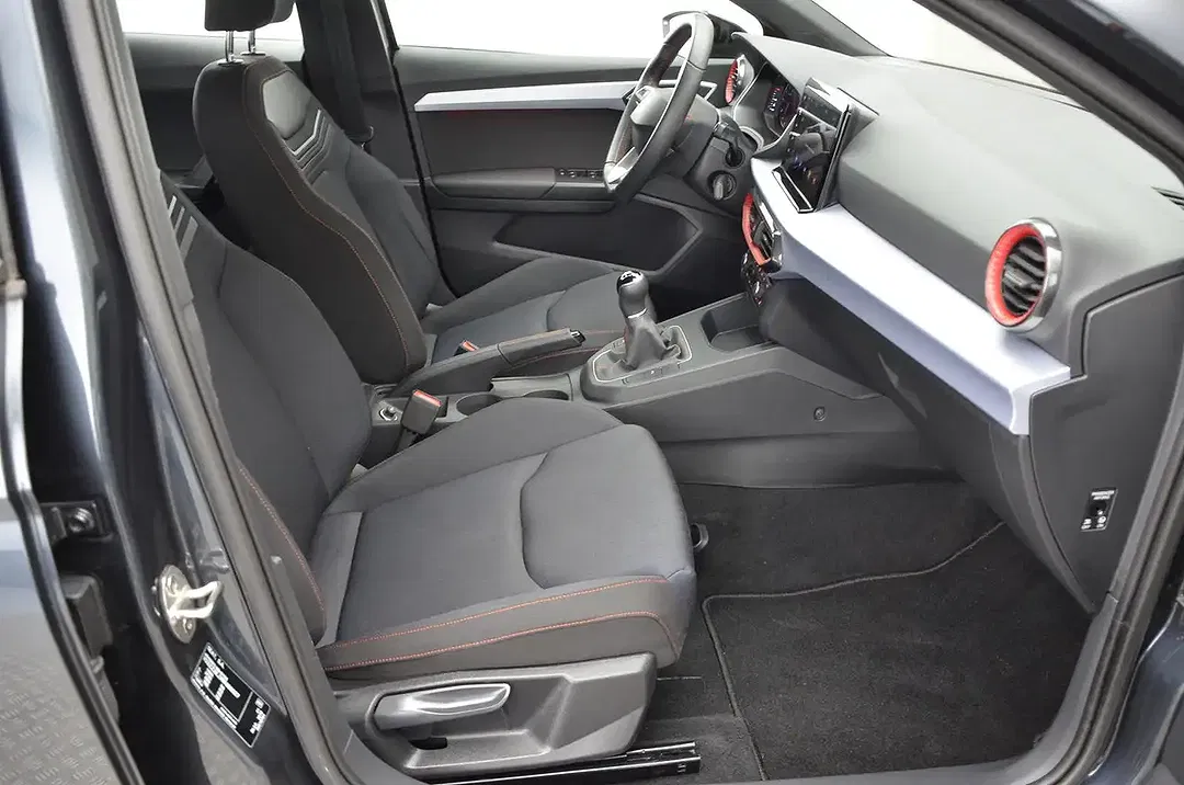 SEAT Ibiza - Thumbnail 10