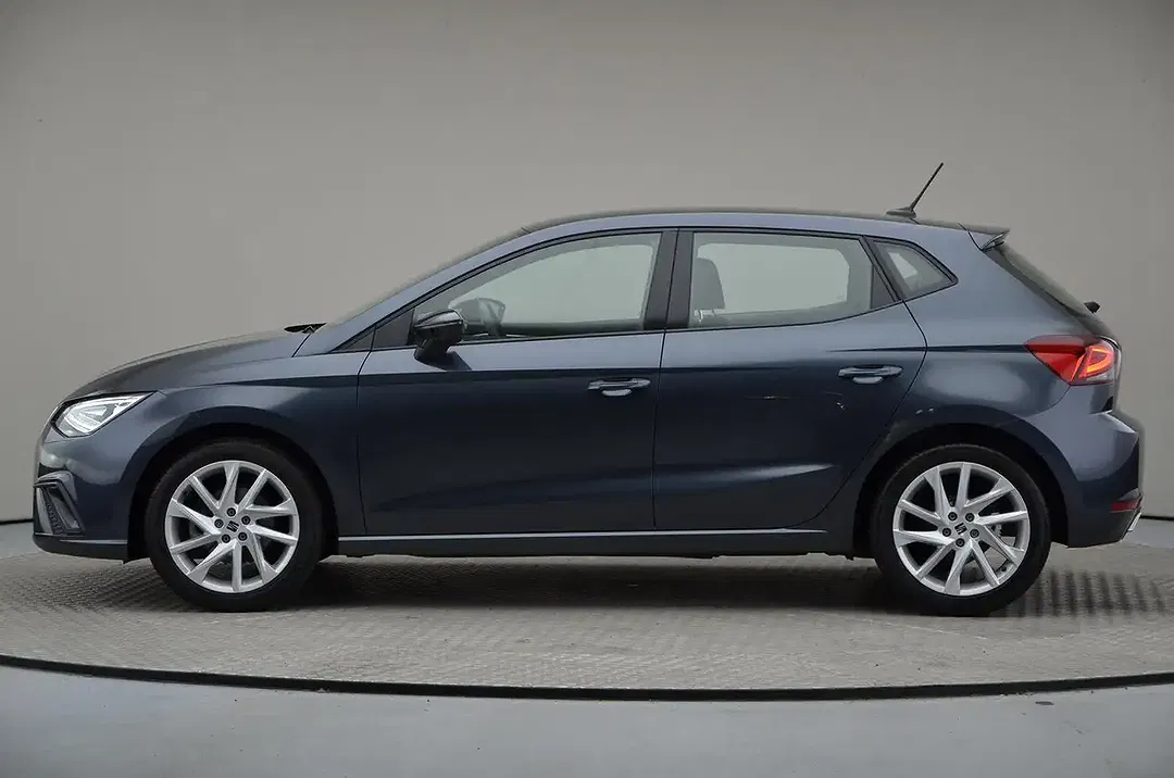 SEAT Ibiza - Thumbnail 4