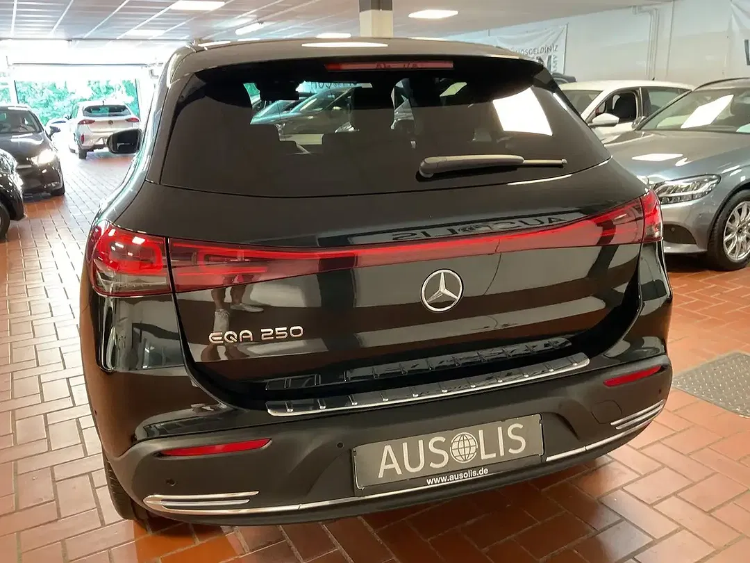 Mercedes-Benz EQA 250 - Thumbnail 6