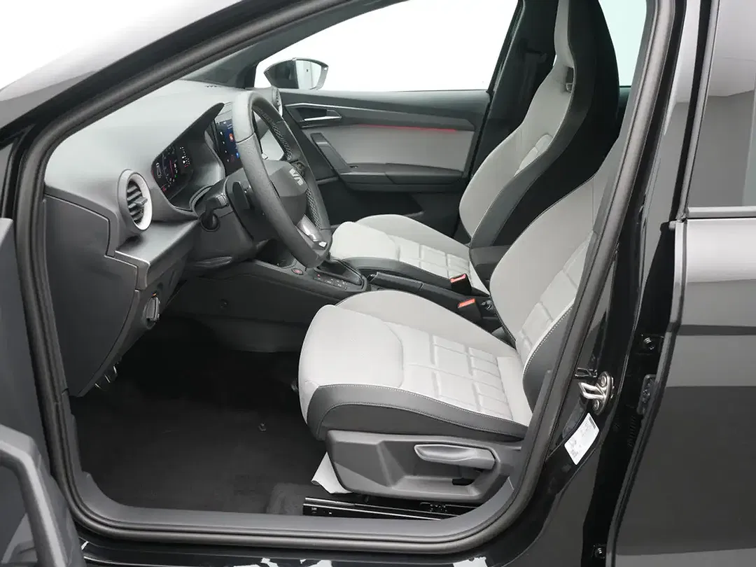SEAT Ibiza - Thumbnail 10