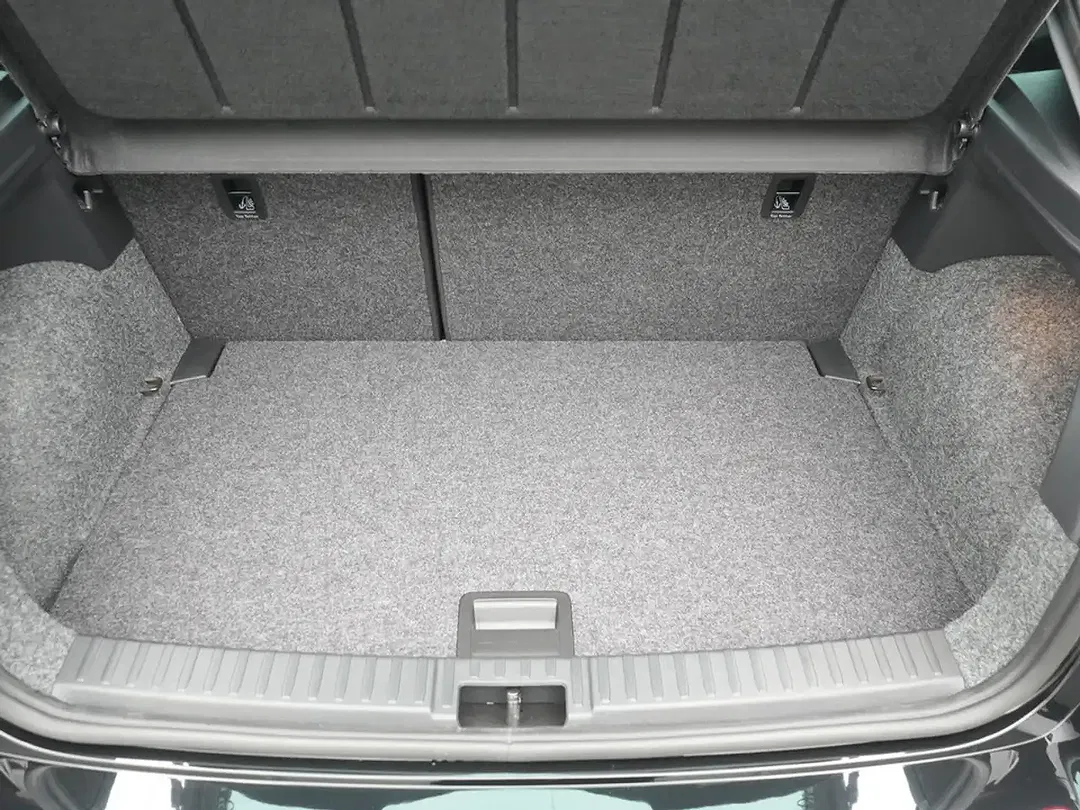 SEAT Ibiza - Thumbnail 4