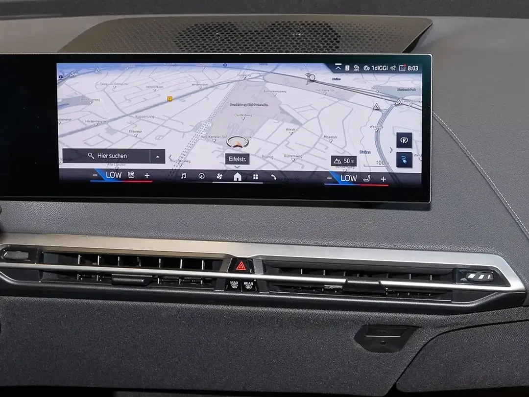 BMW iX - Thumbnail 8