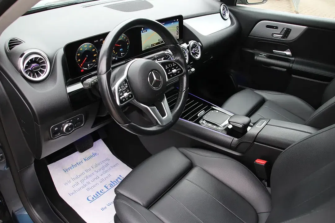 Mercedes-Benz GLA 250 - Thumbnail 13