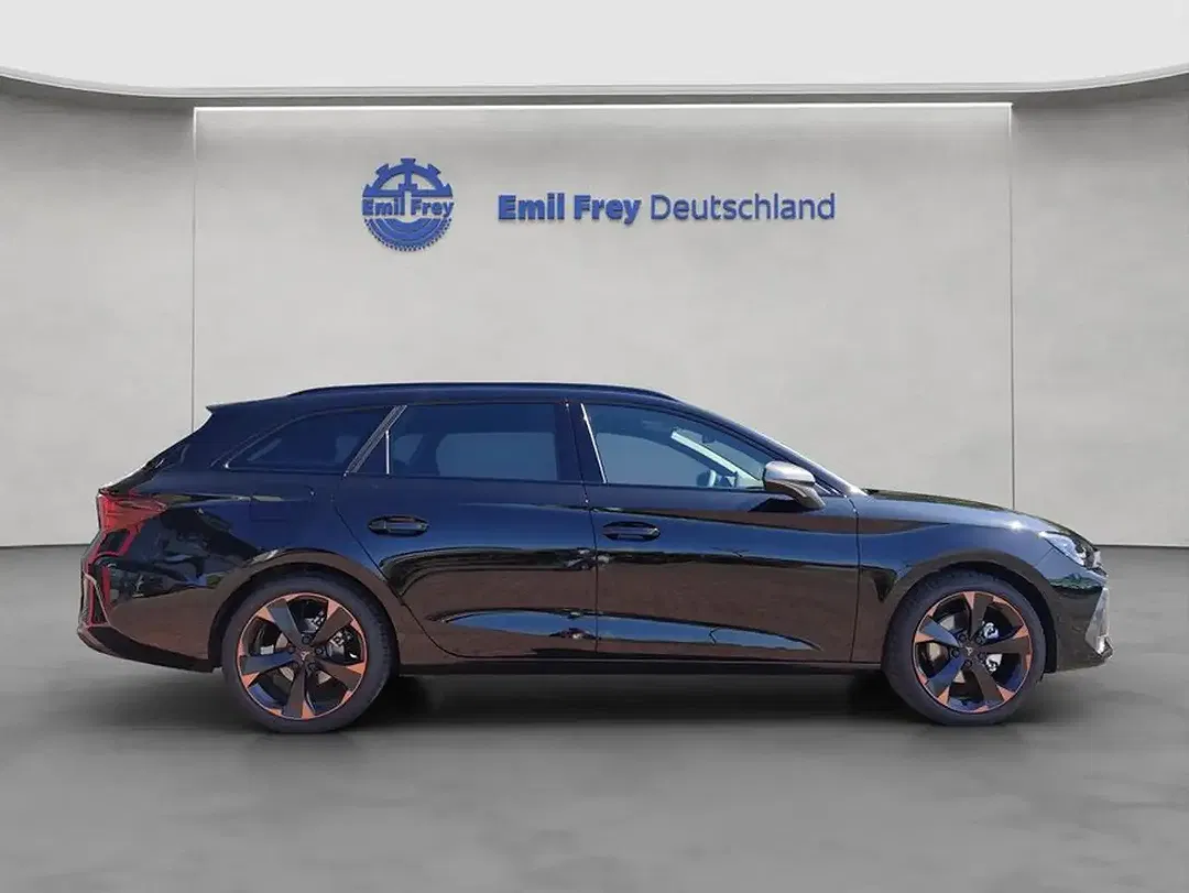 CUPRA Leon - Thumbnail 6