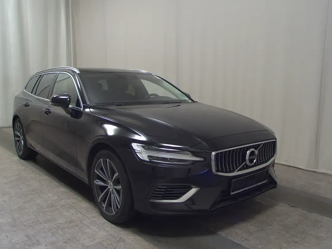 Volvo V60 - Thumbnail 3