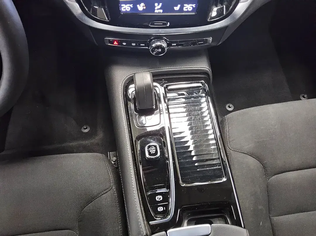 Volvo V60 - Thumbnail 6