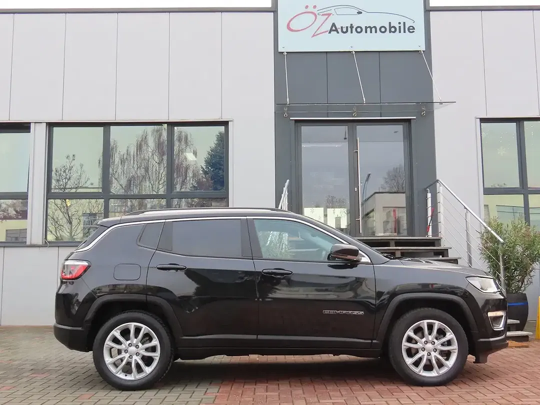 Jeep Compass - Thumbnail 10